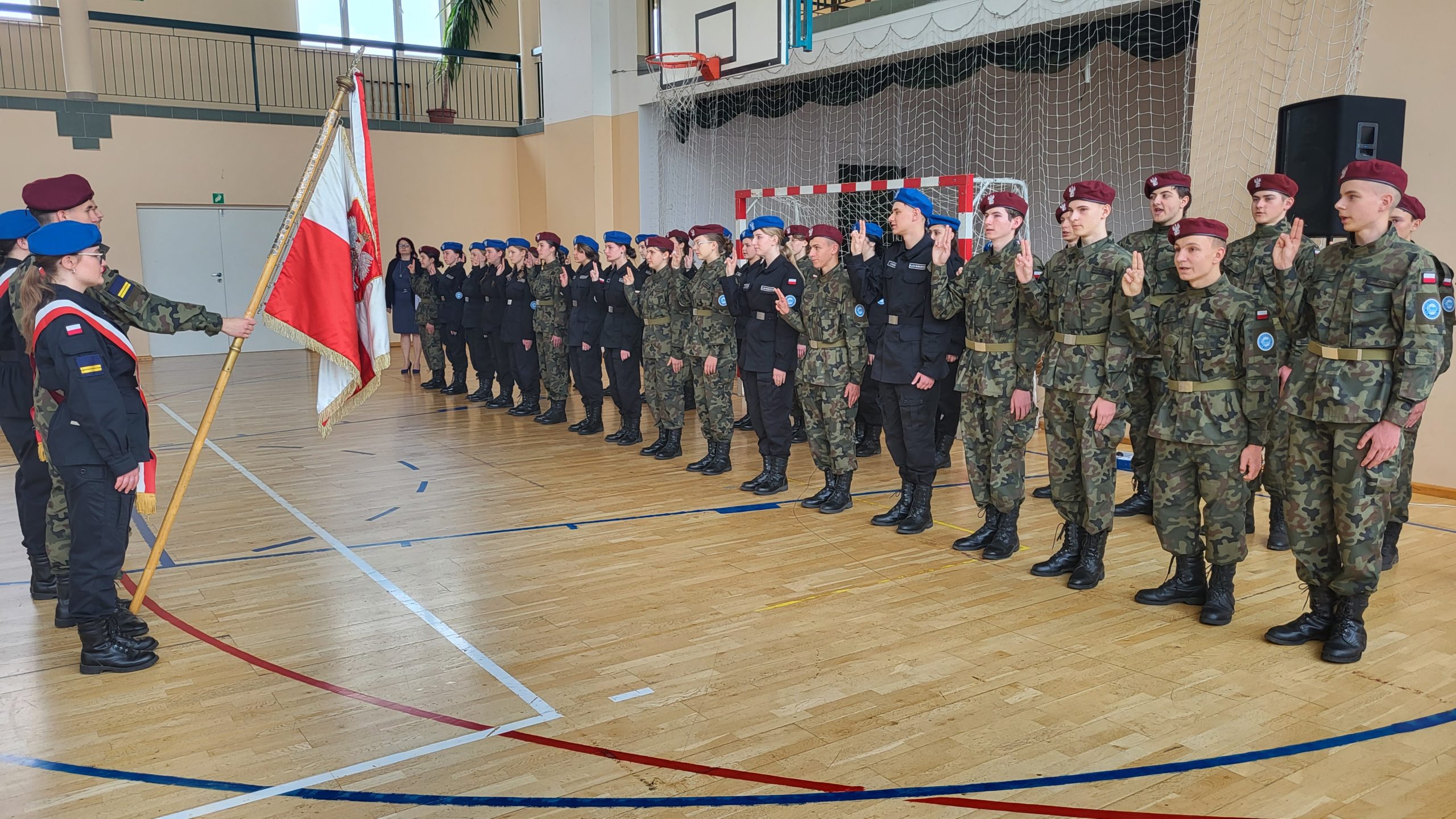 Ślubowanie kl. I i nadanie stopni kadeckich